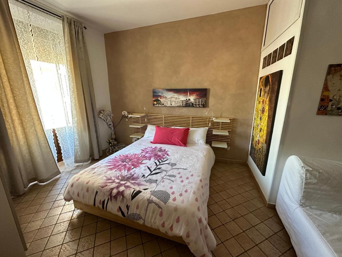 The Civita Apt Town Center Катания Екстериор снимка