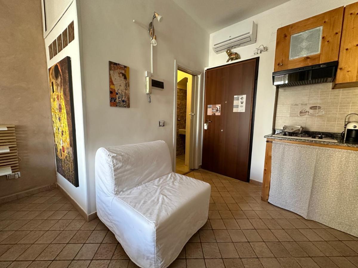 The Civita Apt Town Center Катания Екстериор снимка
