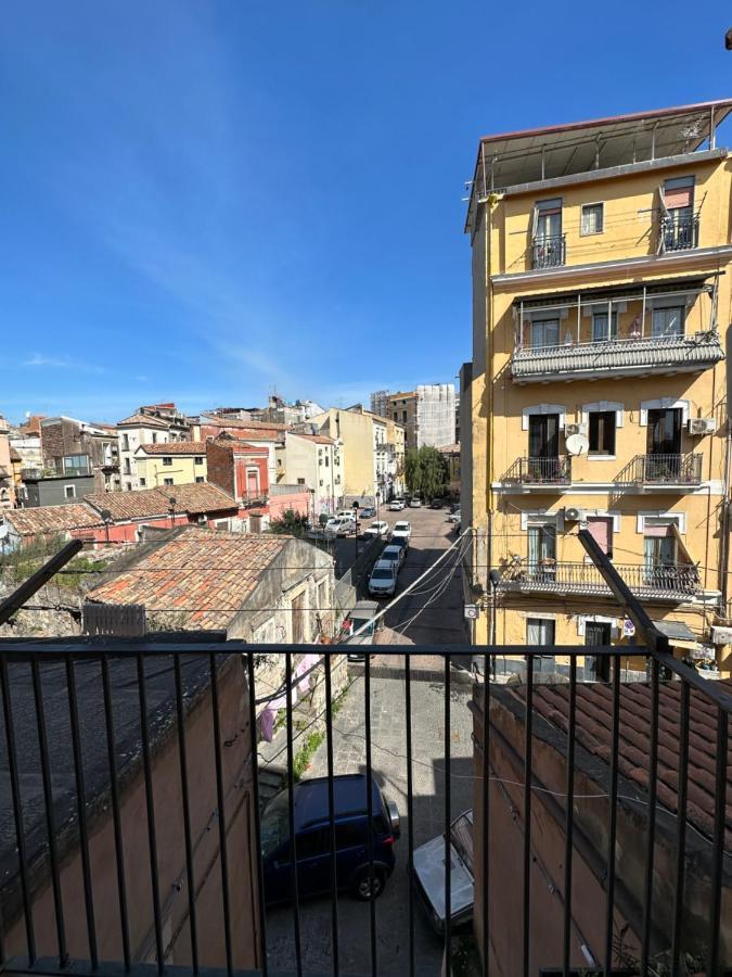 The Civita Apt Town Center Катания Екстериор снимка